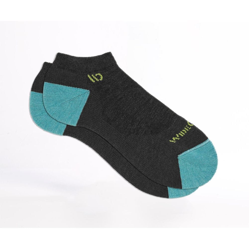 Wide Open Women's Solid Cushioned No Show Socks