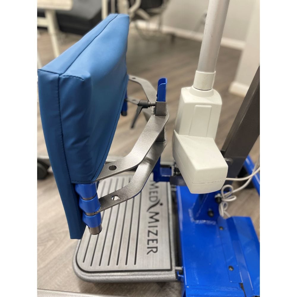 Med-Mizer MedRiser Flex Series STS Sit-To-Stand Lifestyle